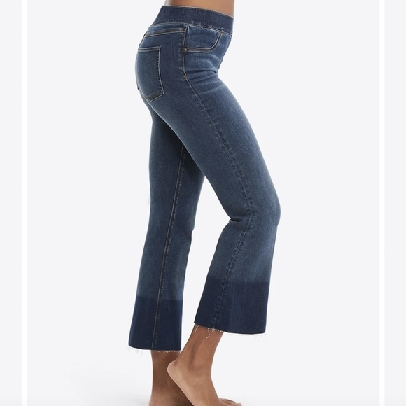 Spanx cropped flare jeans denim medium wash xs NEW - Picture 4 of 16